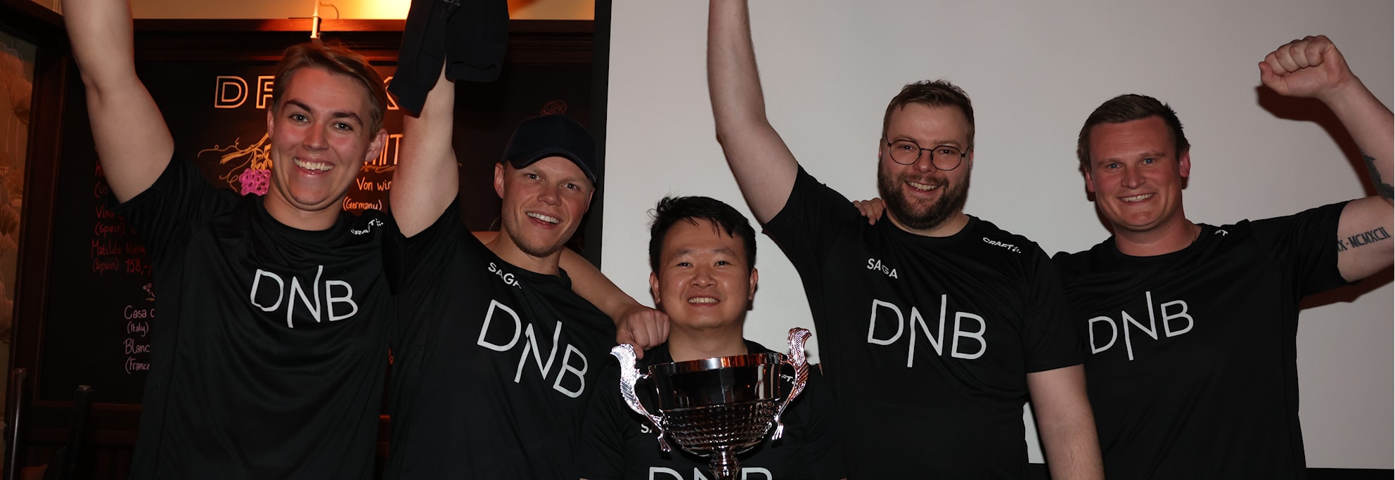 Spill e-sport med kollegaene